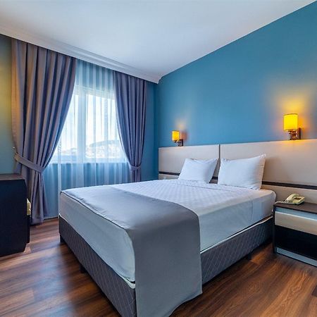 Royalisa City Apart Hotel Аланя Екстериор снимка