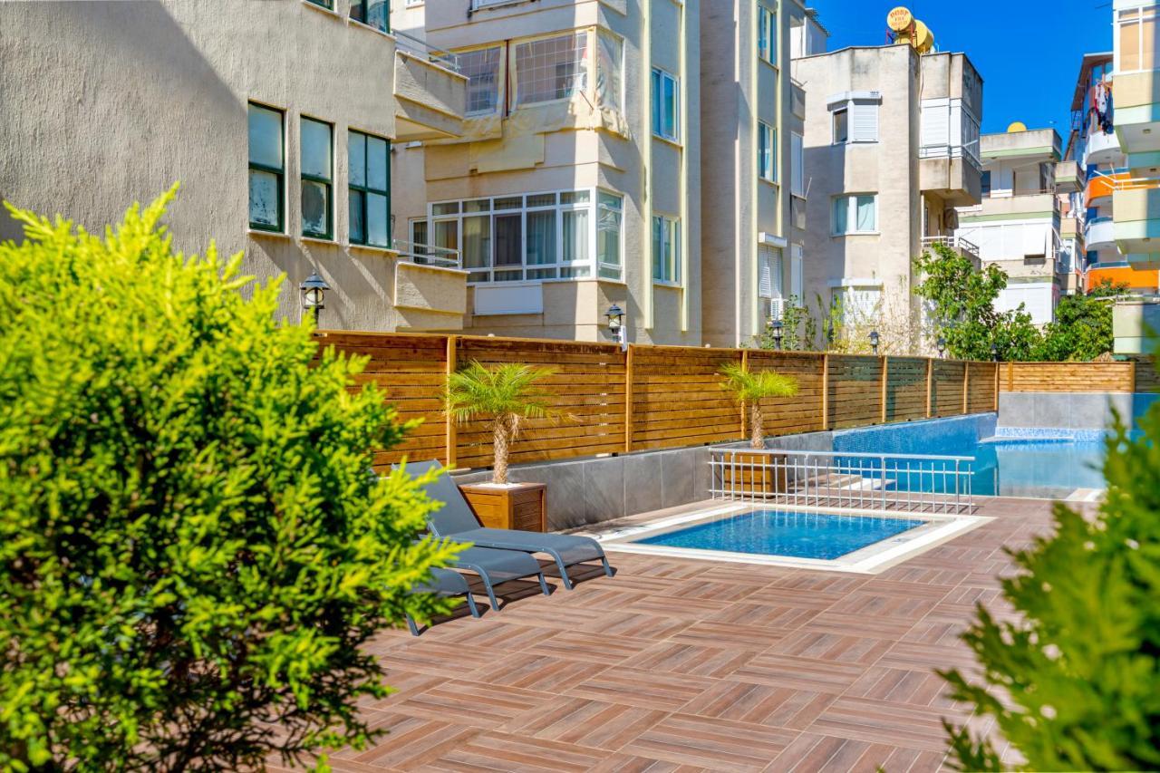 Royalisa City Apart Hotel Аланя Екстериор снимка