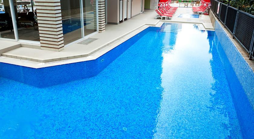 Royalisa City Apart Hotel Аланя Екстериор снимка