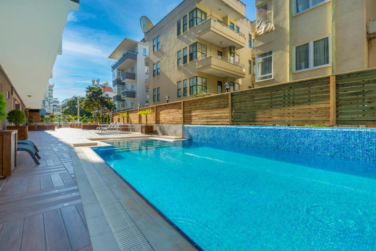 Royalisa City Apart Hotel Аланя Екстериор снимка