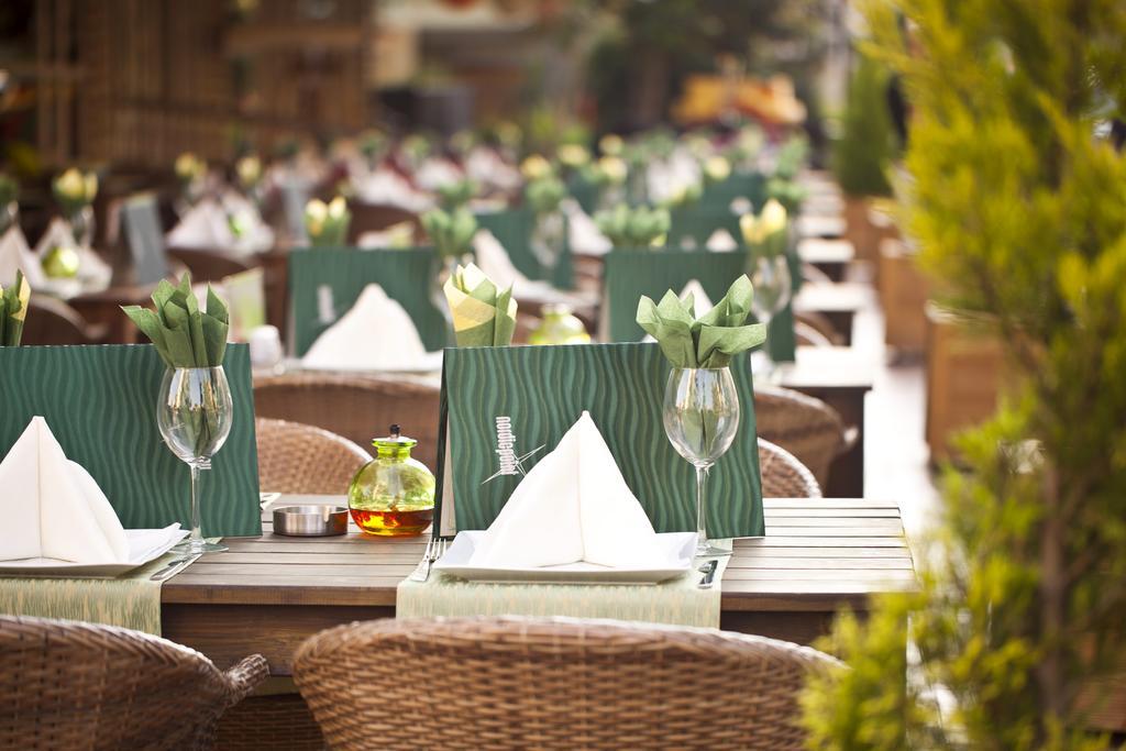 Royalisa City Apart Hotel Аланя Екстериор снимка